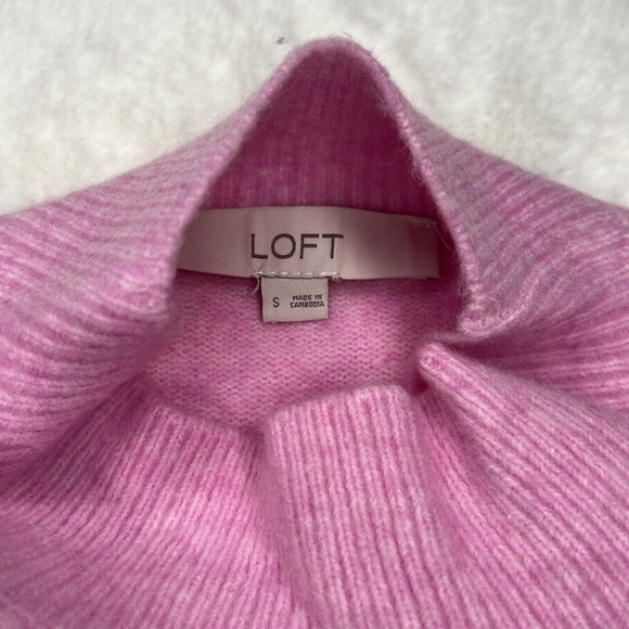 Loft Ruffle Mock Neck Sweater Size S - Picture 6 of 8